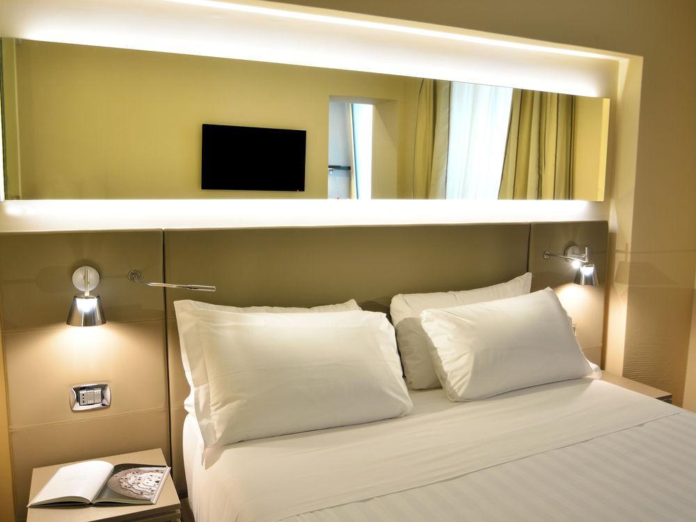 Quirinale Luxury Rooms Rome Bagian luar foto